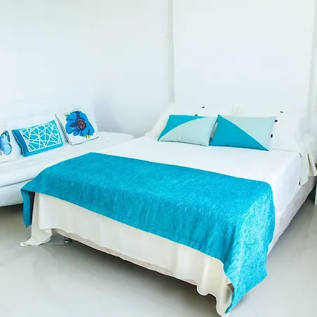 Apartahotel Apartamento En El Laguito, *